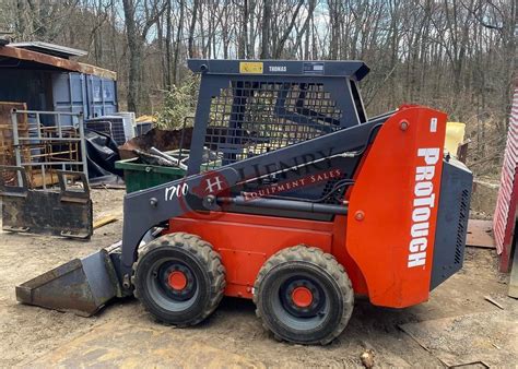 Thomas 1700 Skid Steer Loader 